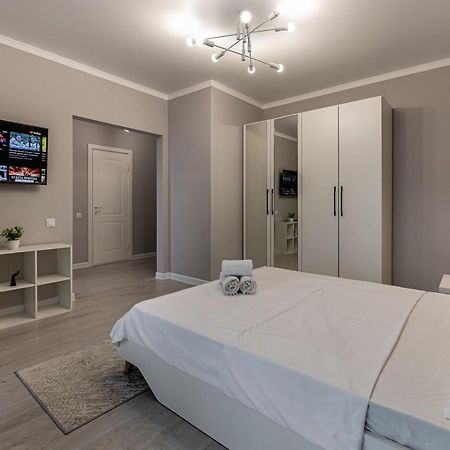 Уютная 1 Комнатная Freedom Apartman Asztana Kültér fotó